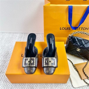 루이비통 여성용 슬리퍼 (굽높이6CM) L68941-2 2025/신상
