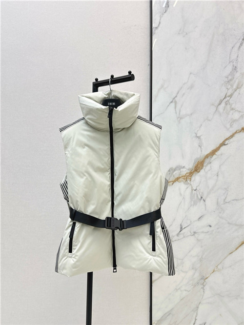 디올 패딩 조끼 (충전재-오리털) D75601 2025/신상