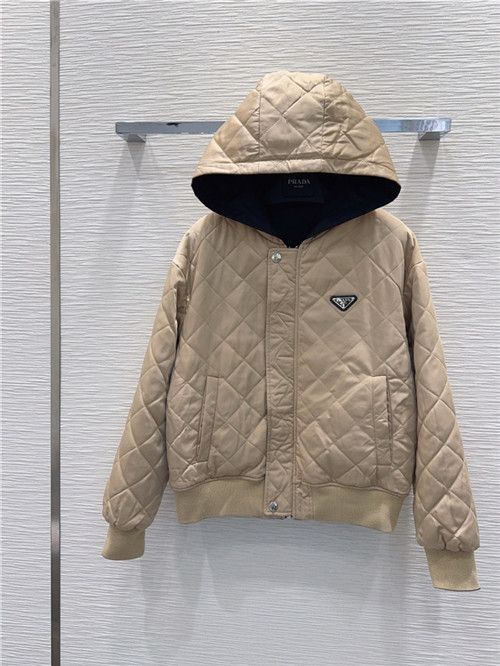프라다 양면 후드 솜 자켓 P84409 2025/신상