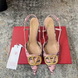 발렌티노 여성용 샌들 (굽높이9.5CM) V40596-2 2025/신상