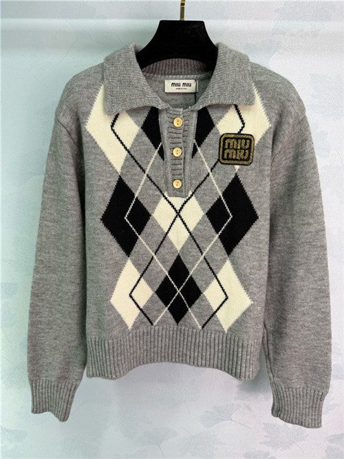 미우미우 긴팔 폴로 니트 M52495 2025/신상