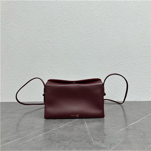 셀린느 트리오 플랩 숄더백 100862 2025/신상