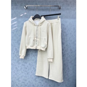 셀린느 후드 트레이닝 세트 C32802 2025/신상