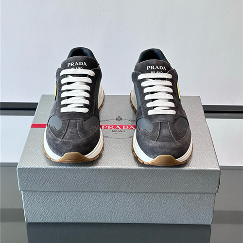 프라다 남성용 스니커즈 P48447-1 2026/신상