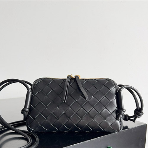 보테가베네타 콘서트 파우치 백 BV36088 2026/신상