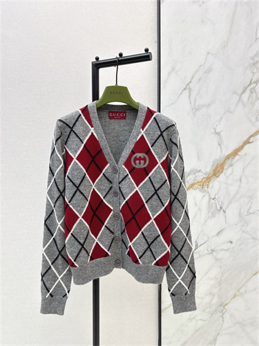 구찌 가디건 G23607 2026/신상