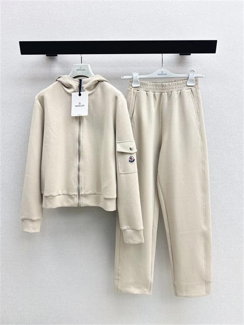 몽클레어 후드 트레이닝 세트 M74305 2026/신상