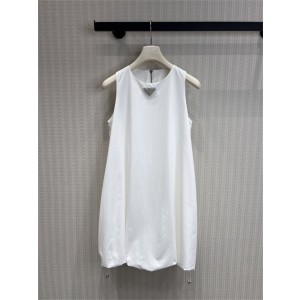 프라다 민소매 원피스 P03204 2026/신상