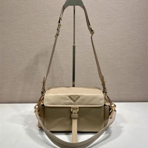 프라다 리나일론 스몰 숄더백 1BD394 2026/신상