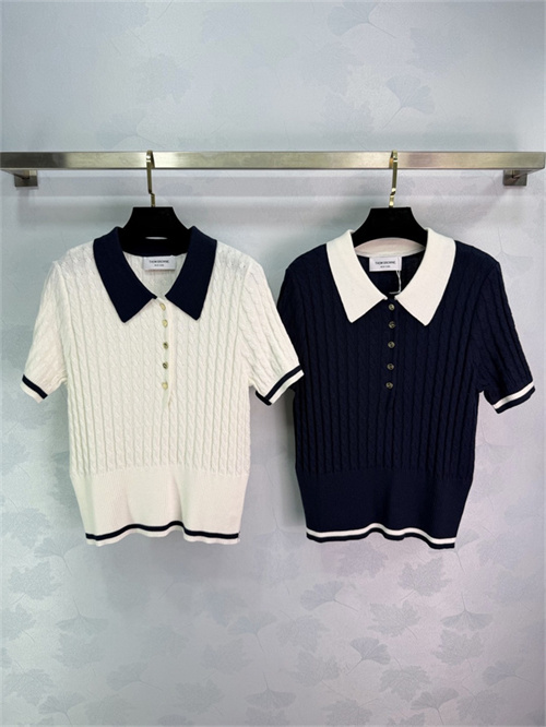 톰브라운 반팔 폴로 니트 T52052 2026/신상