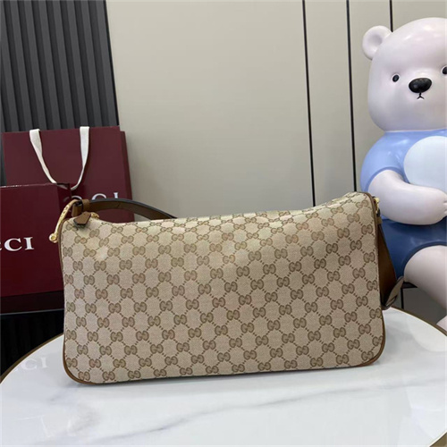 구찌 하프 홀스빗 라지 숄더백 862530 2026/신상