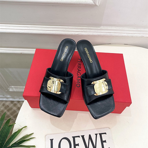 페레가모 여성용 슬리퍼 (굽높이5.5CM) F43724-1 2026/신상