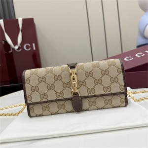 구찌 재키 체인 장지갑 867165 2026/신상