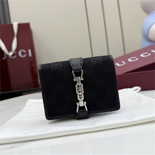 구찌 재키 체인 반지갑 867166 2026/신상