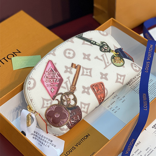 루이비통 포쉐트 코스메티크 파우치백 PM M28956 2026/신상