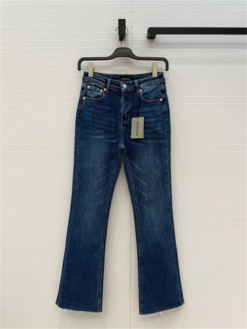 발렌시아가 청바지 B32707 2026/신상
