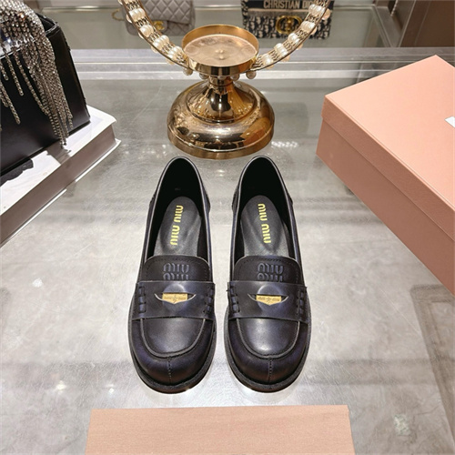 미우미우 여성용 로퍼 M70935-2 2026/신상